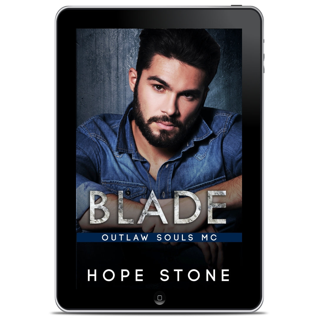 Blade: Outlaw Souls MC (Book 4)